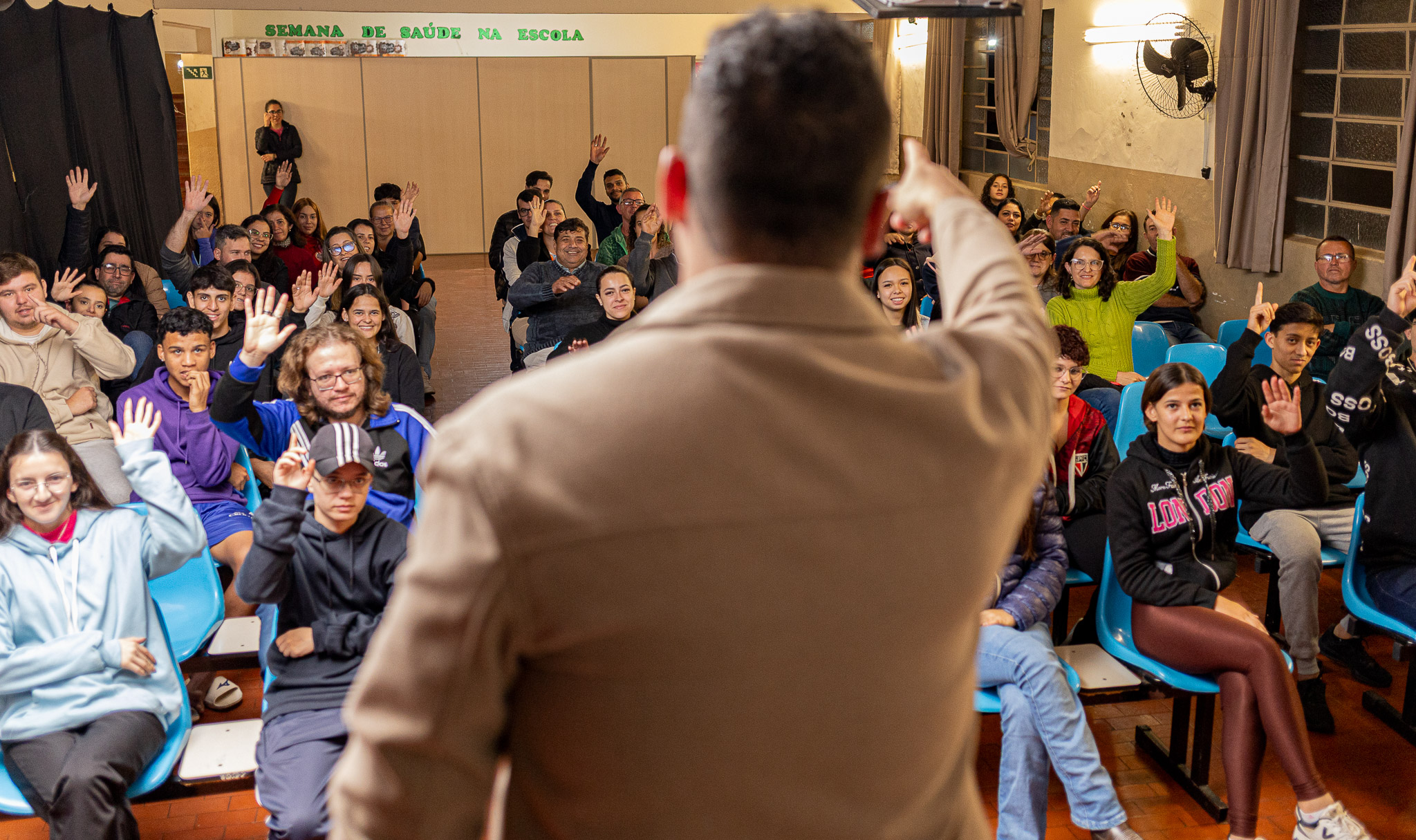 Marcos Paulo Machado em palestra